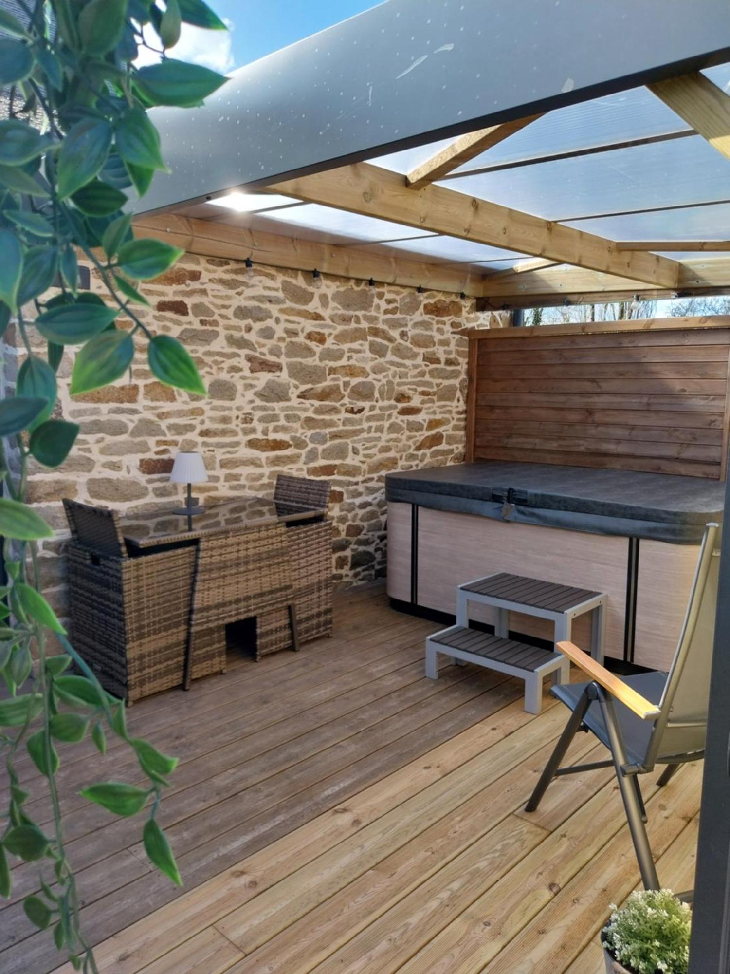 Aux Matins Du Bonheur Apartment Surzur ภายนอก รูปภาพ